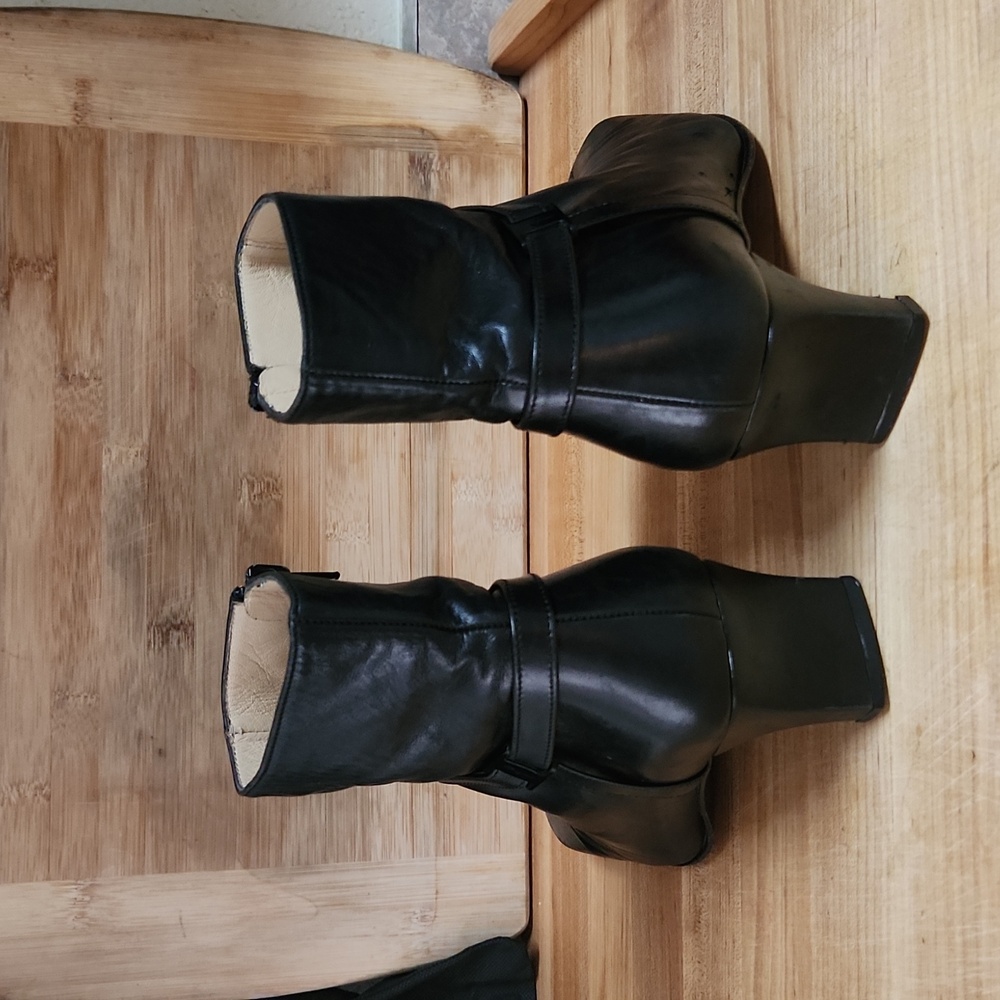 Salvatore Ferragamo Italian black leather Vintage used boots size 6.5 - Picture 15 of 16